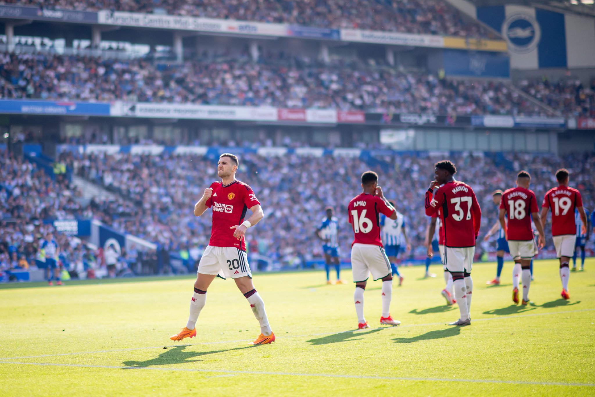 纵观库里首 纵观库里首